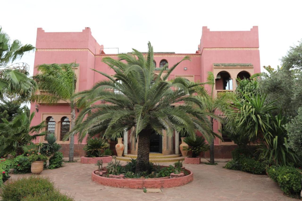 Equi Palace&SPA Near Aeroport Berrechid Exterior foto