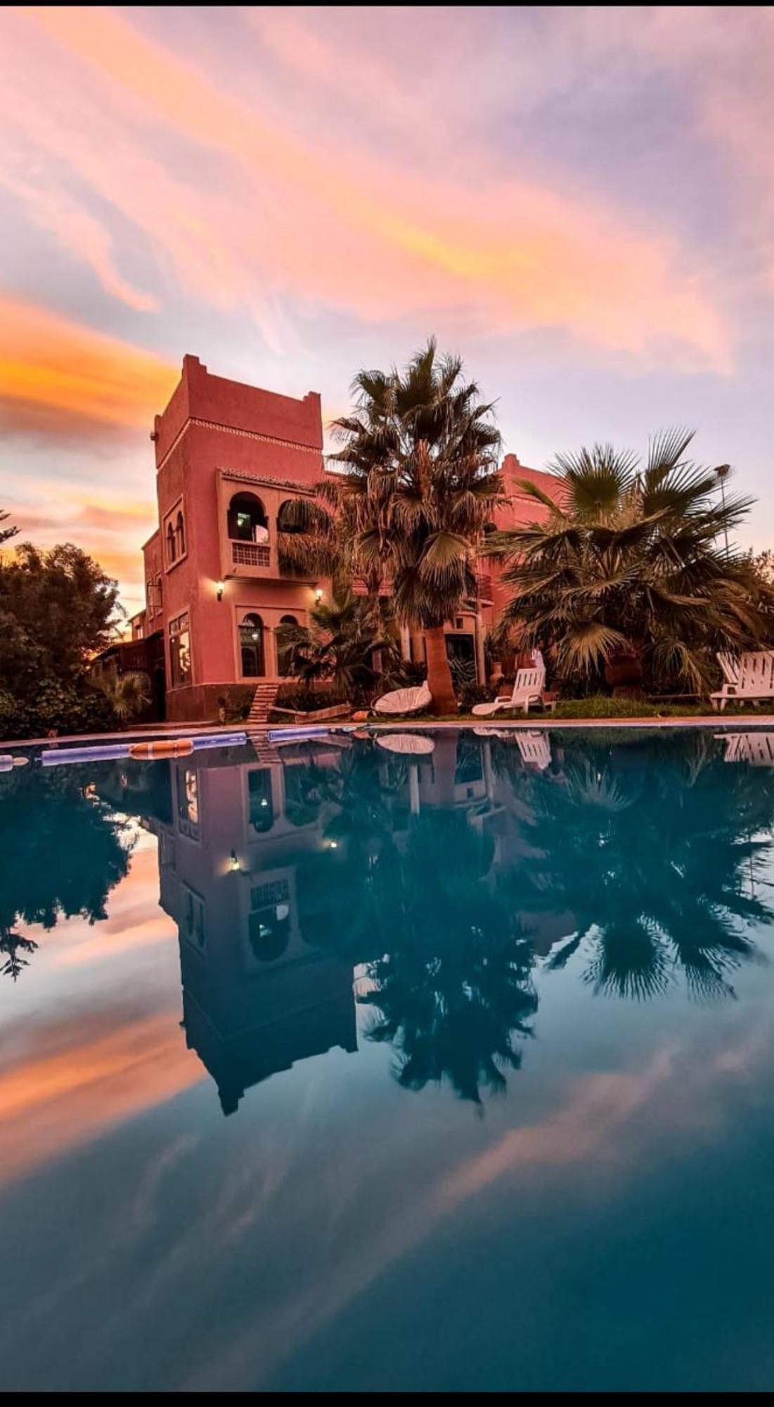Equi Palace&SPA Near Aeroport Berrechid Exterior foto